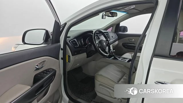 Kia The New Carnival id 4552011 из Кореи 20