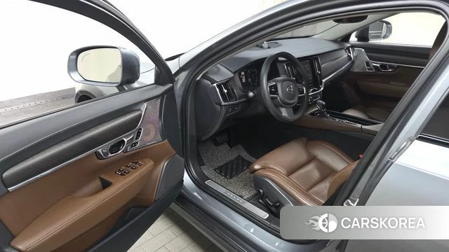 Volvo V90 Cross-Country id 4693877 из Кореи 37