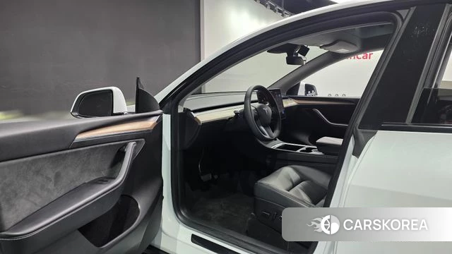 Tesla Model Y id 4523722 из Кореи 30