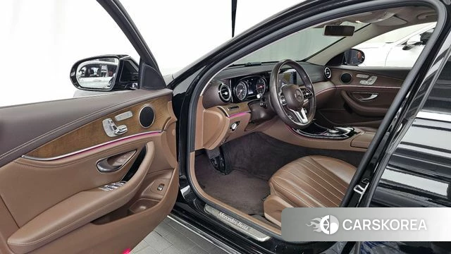 Mercedes-Benz E-Class W213 id 4543129 из Кореи 33