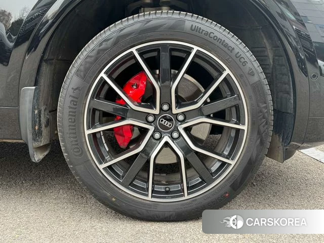 Audi Q5L id 4263773 из Китая 28