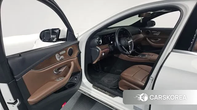 Mercedes-Benz E-Class W213 id 3518711 из Кореи 20