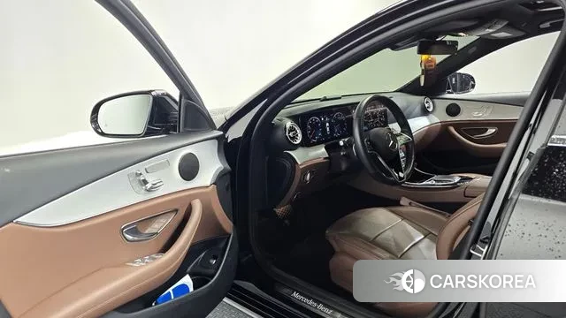 Mercedes-Benz E-Class W213 id 3572827 из Кореи 20