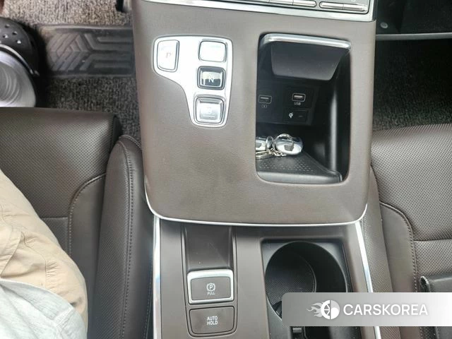 Hyundai The New Grandeur IG id 4367162 из Кореи 13