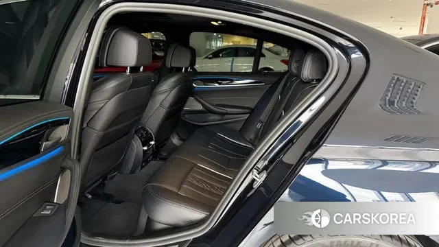 BMW 5 Series (G30) id 3566927 из Кореи 20