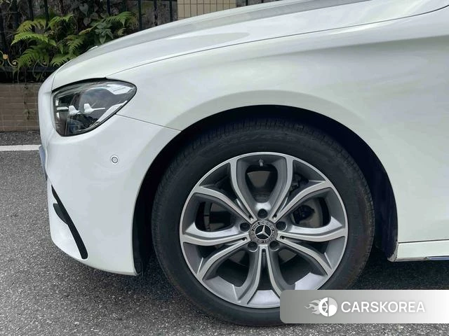Mercedes-Benz E-class id 4290386 из Китая 15