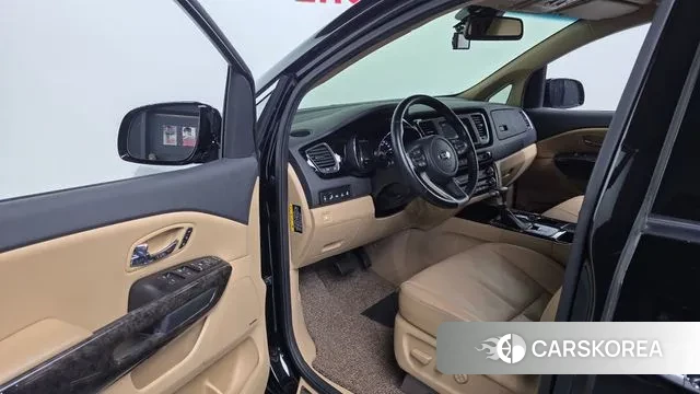 Kia The New Carnival id 3760686 из Кореи 20