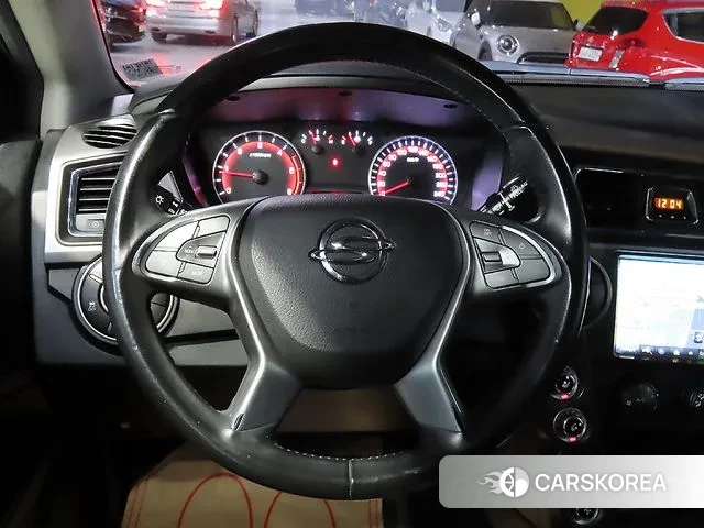 Ssangyong The New Korando Sports id 3544100 из Кореи 20