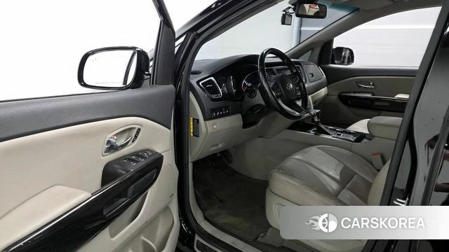 Kia The New Carnival id 4384536 из Кореи 30
