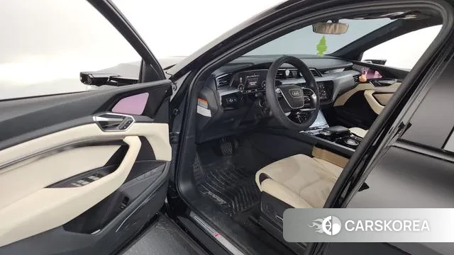 Audi e-Tron id 3378893 из Кореи 20