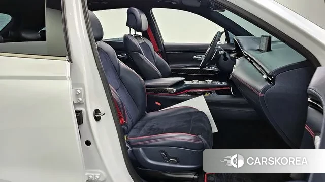 Genesis GV70 id 3523942 из Кореи 20