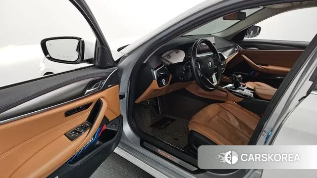 BMW 5 Series (G30) id 3530748 из Кореи 20