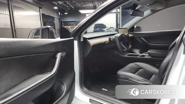 Tesla Model Y id 3508828 из Кореи 20