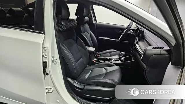 Kia Come New K3 id 3509936 из Кореи 20