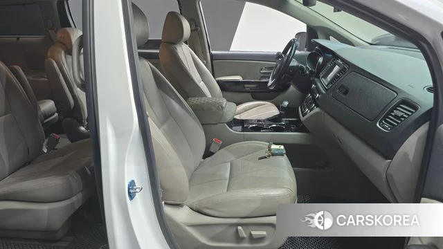 Kia The New Carnival id 3853885 из Кореи 20