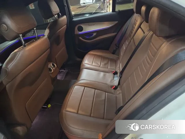 Mercedes-Benz E-Class W213 id 3525409 из Кореи 14