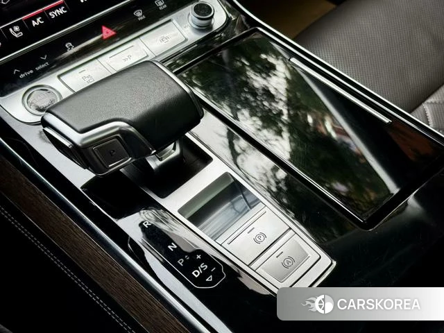 Audi A8 id 4342204 из Китая 39