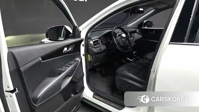 Kia The New Sorento id 4188734 из Кореи 32