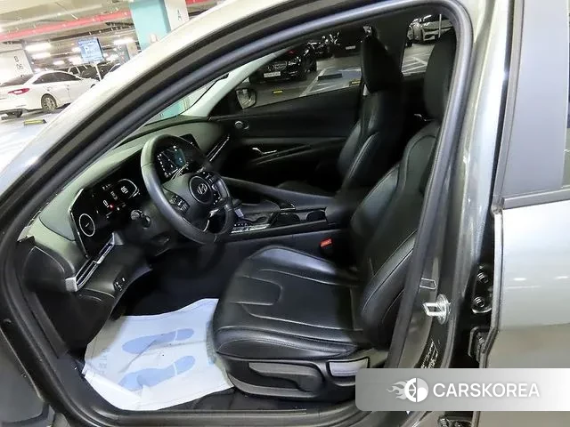 Hyundai Avante (CN7) id 3370928 из Кореи 18