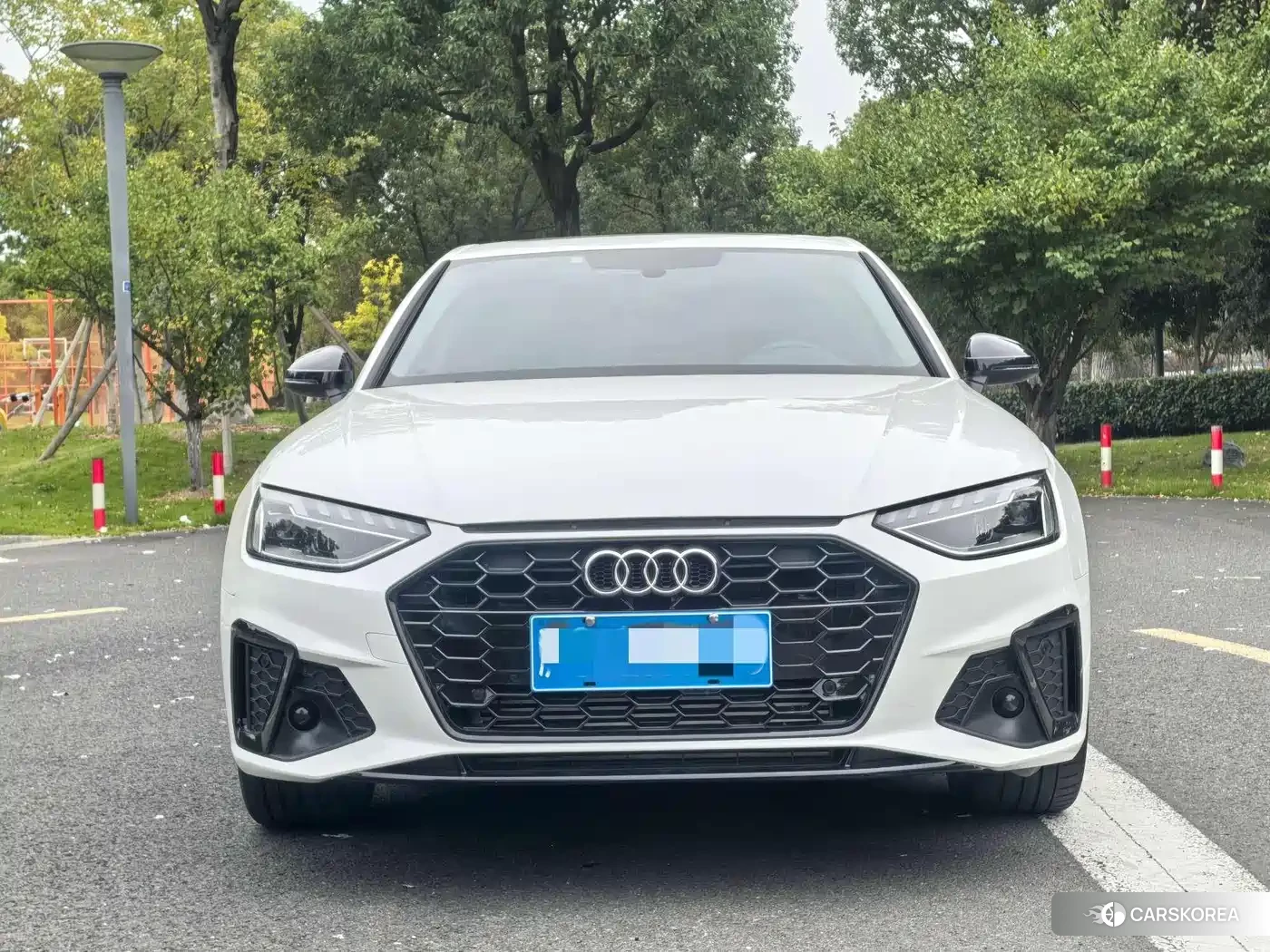 Audi A4L id 4583892 из Китая 18