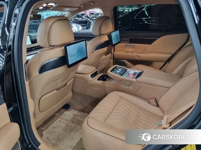 Genesis G90 (RS4) id 3576886 из Кореи 13