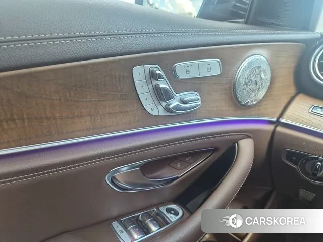 Mercedes-Benz E-Class W213 id 3248744 из Кореи 15