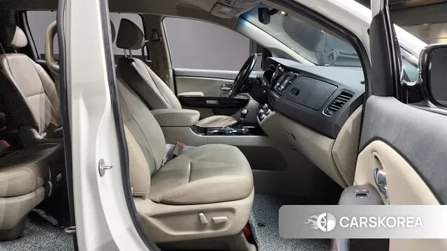 Kia The New Carnival id 3188164 из Кореи 20