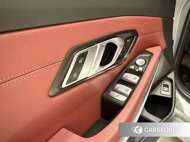 BMW 3 series id 4297384 из Китая 17