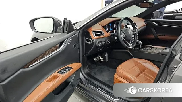 Maserati Ghibli id 3407840 из Кореи 20