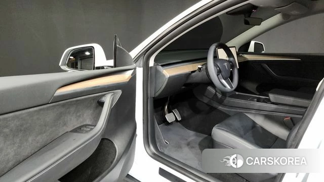 Tesla Model Y id 4178020 из Кореи 20