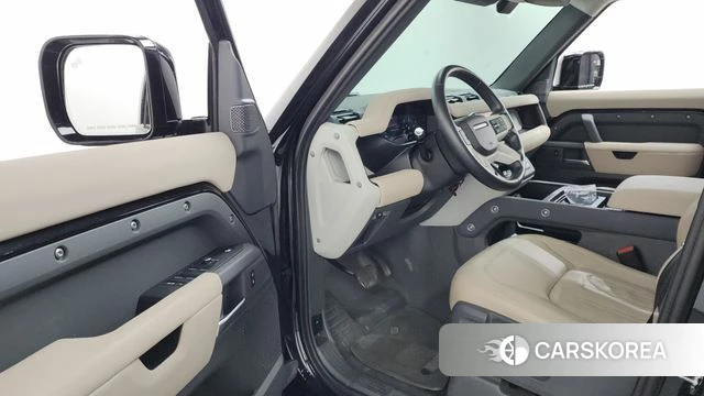 Land Rover Defender (L663) id 4619410 из Кореи 32