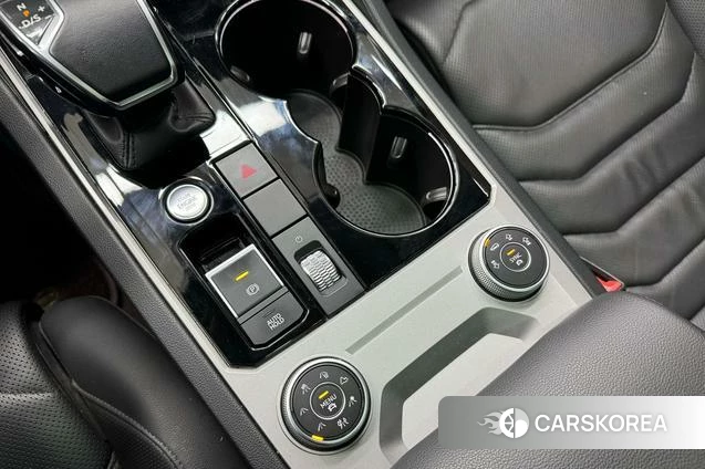 Volkswagen Touareg id 4263861 из Китая 17