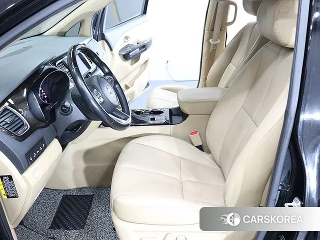 Kia The New Carnival id 3350798 из Кореи 20