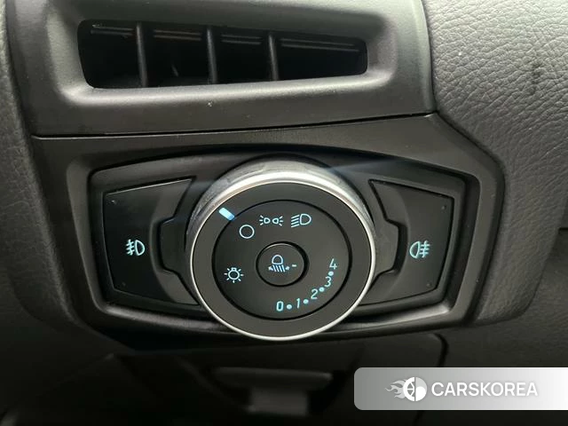 Ford Fox id 3889945 из Китая 24