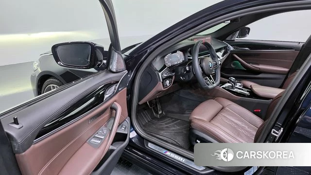 BMW 5 Series (G30) id 4292558 из Кореи 33