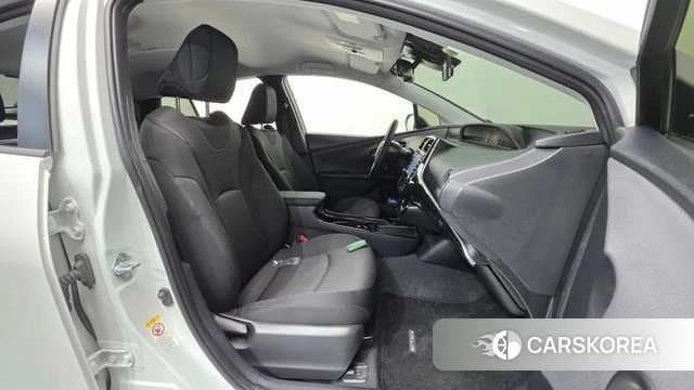 Toyota Prius 4th Generation id 4323063 из Кореи 32