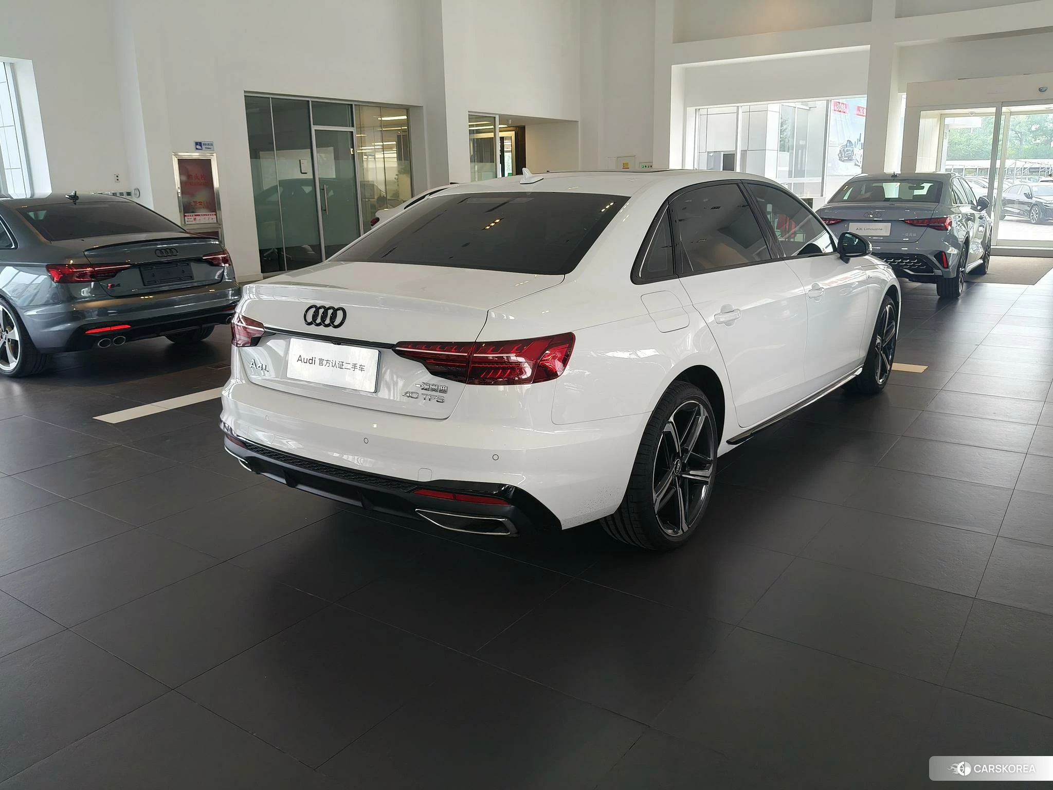 Audi A4L id 4515256 из Китая 12