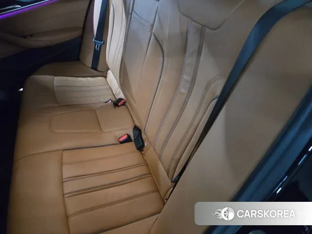 BMW 5 Series (G30) id 3012313 из Кореи 20