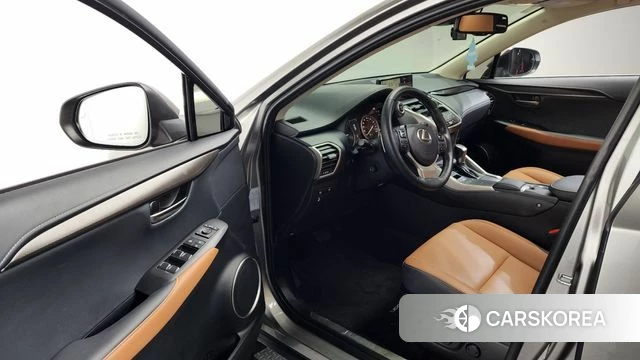 Lexus NX300h id 3795611 из Кореи 20