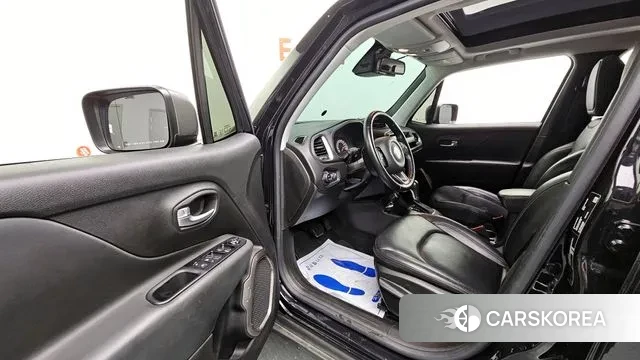 Jeep Renegade id 3443878 из Кореи 20