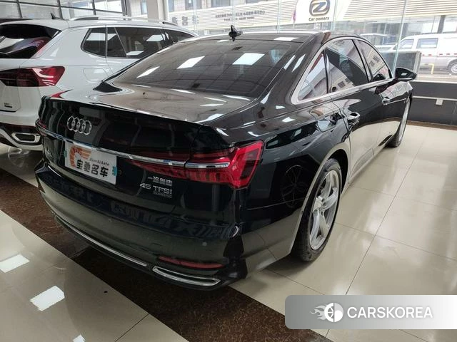 Audi A6L id 4260789 из Китая 15