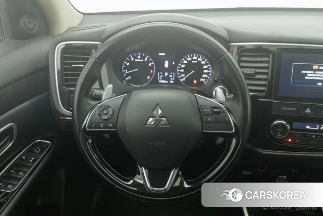 Mitsubishi  Outlander id 4210094 из Китая 24