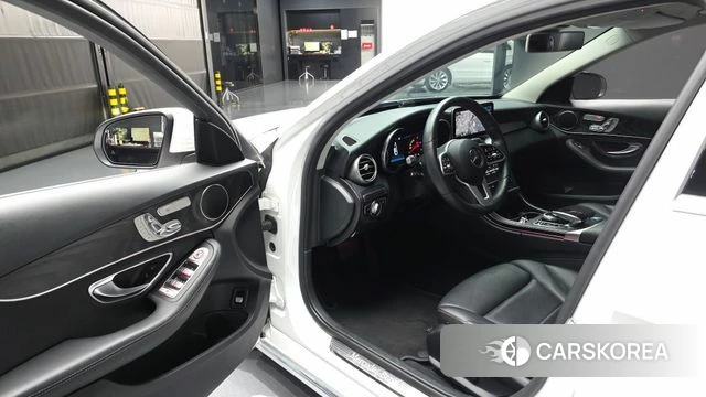 Mercedes-Benz C-Class W205 id 4384732 из Кореи 32
