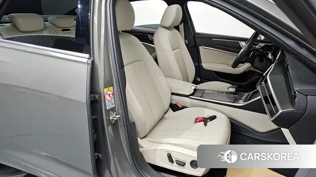 Audi A6 (C8) id 3634433 из Кореи 20