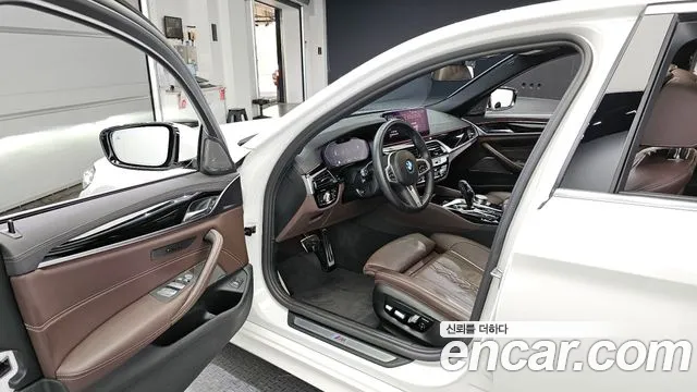 BMW 5 Series (G30) id 2743992 из Кореи 20