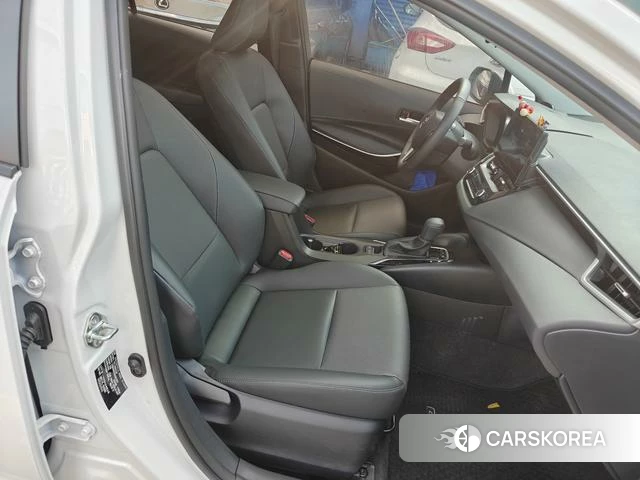 Toyota Corolla id 4368196 из Китая 12