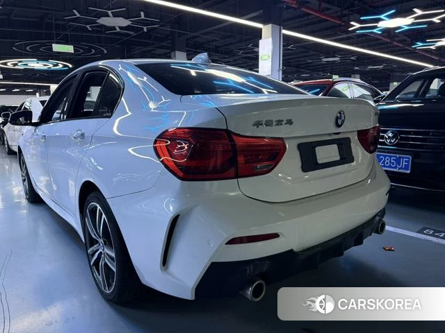 BMW 1 series id 3890674 из Китая 17