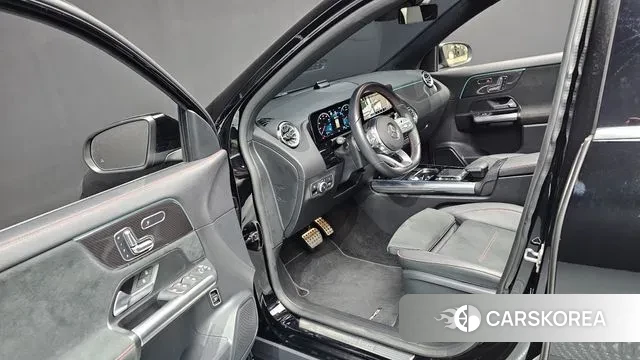 Mercedes-Benz GLA - Class H247 id 3359797 из Кореи 20