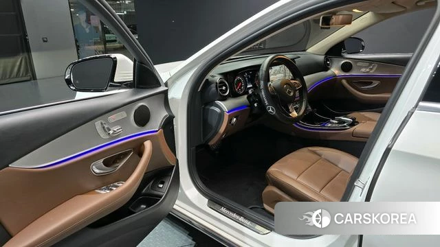 Mercedes-Benz E-Class W213 id 4311035 из Кореи 32