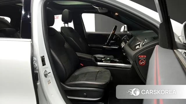 Mercedes-Benz GLA - Class H247 id 3567573 из Кореи 20